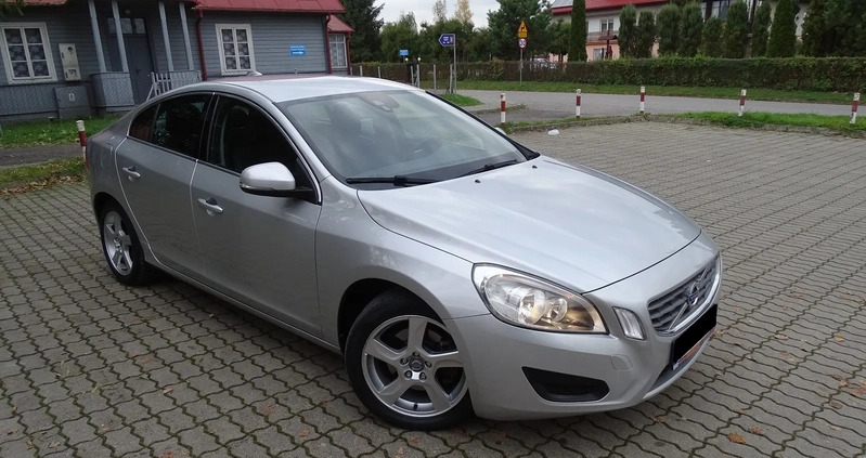 Volvo S60 cena 36900 przebieg: 190000, rok produkcji 2011 z Międzylesie małe 254